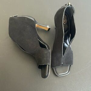 VINCE CAMUTO Size 6.5 Jesilia Black Suede Open Toe Heel Booties CUTOUTS